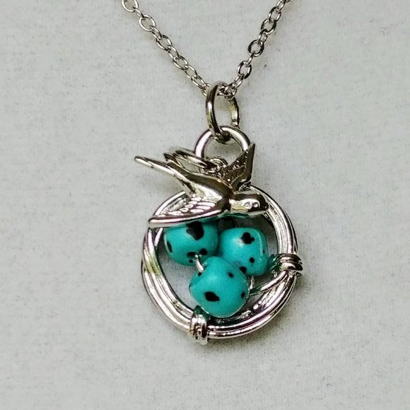 Jewelry - Robin Nest Pendent